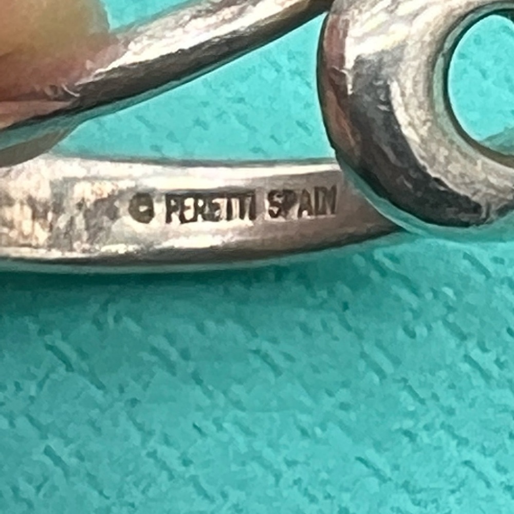 Elegant Silver Infinity Ring - Picture 6 of 6
